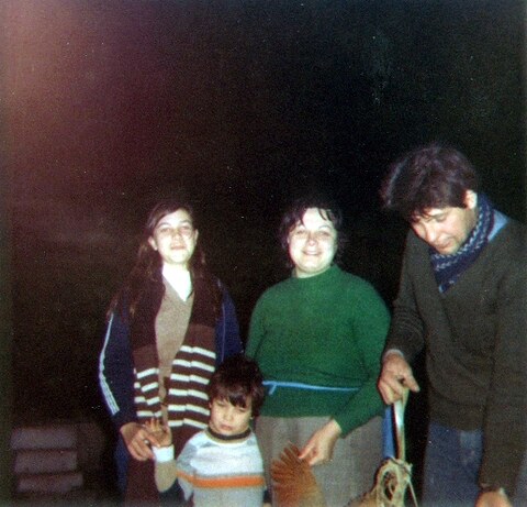 Foto familiar original antes de la restauración con Gemini