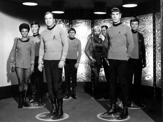 Recorte periodístico de época sobre Star Trek